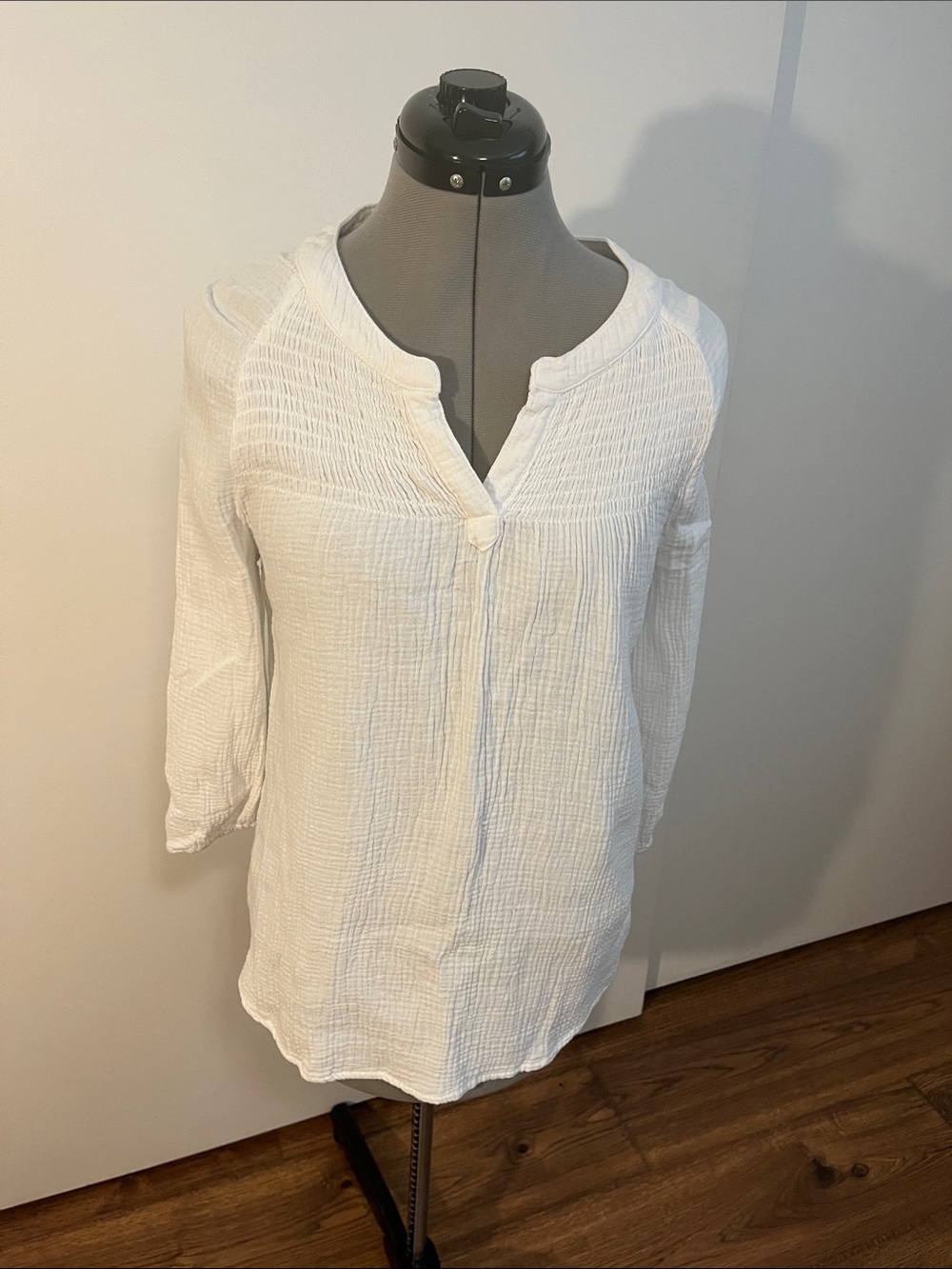 C&C California White Crinkle Gauze Henley Tunic